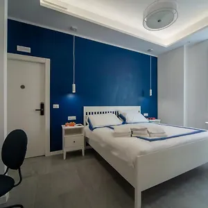veniero37-guest-house.it-romehotels.com/